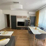 Apartamentul Gaviota-langa Spitalul Judetean Si Casa Austria Daire *